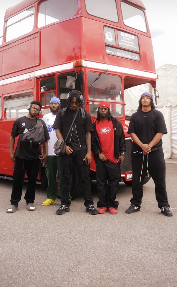 Professoor's tweet image. This week was a W! 
Got to film with⚡️AMP ⚡️who came to do a London Tour 23

Also got invited to @BAPEOFFICIAL ! 

Check out my Insta instagram.com/mire.productio… for more content!