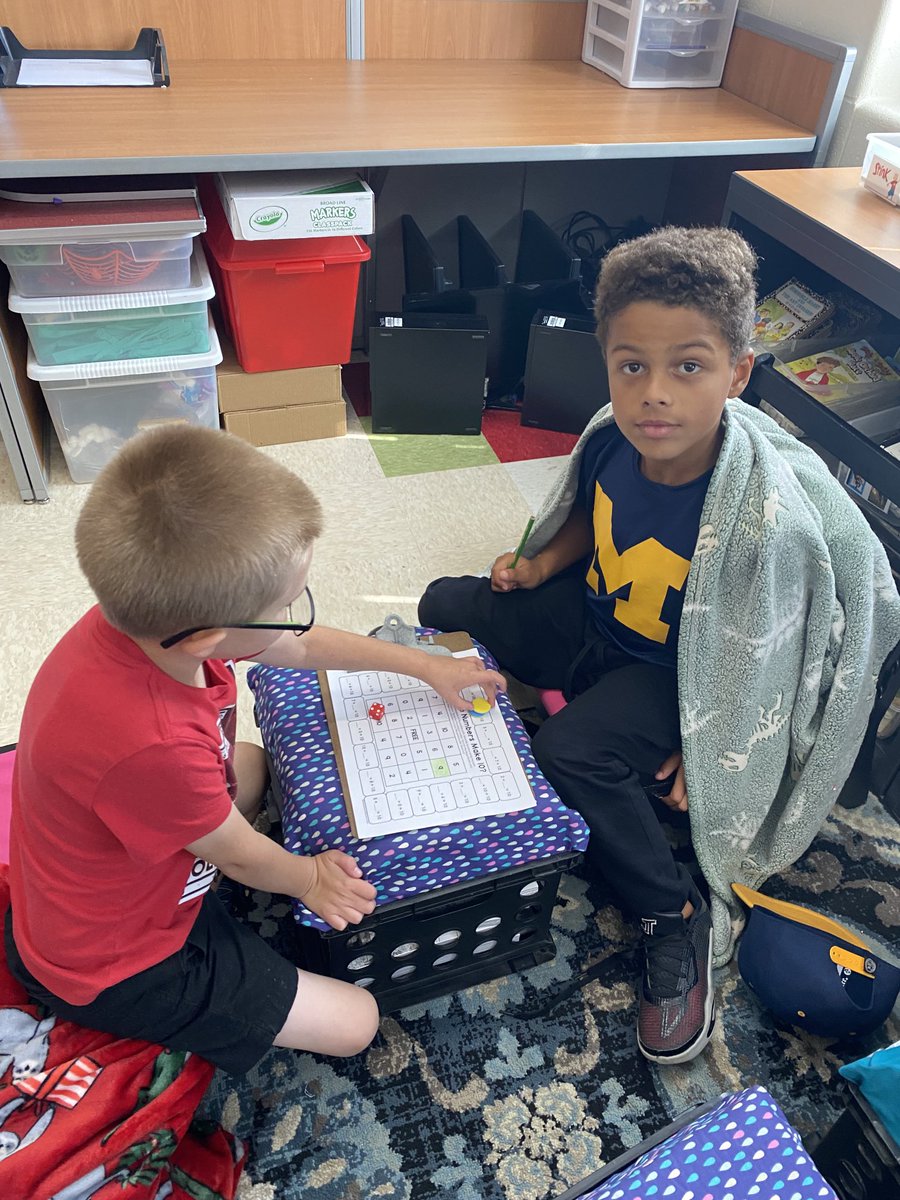 devore_mrs's tweet photo. Math fact Fridays are up and running. Students are playing differentiated math fact games! ⁦@Keenesmathsci⁩ ⁦@Newark_Schools⁩ https://t.co/MCDbyUqMMh