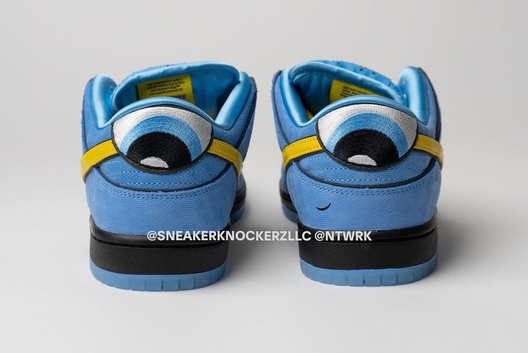 SneakerVisionz's tweet photo. Detailed Look At The Powerpuff Girls x Nike SB Dunk Low “Bubbles” 🫧 https://t.co/IA7wRt2llv