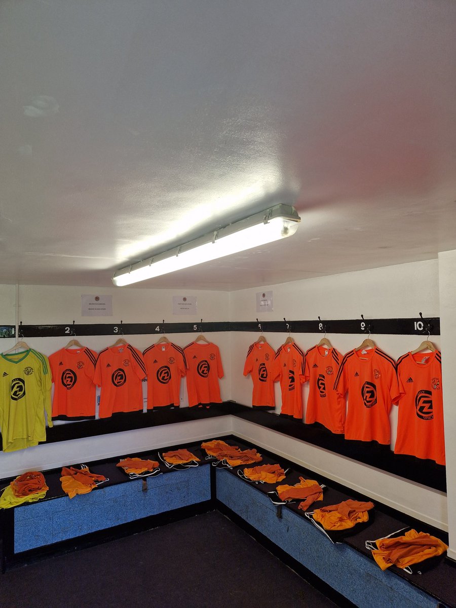 We Host South Kirby on Saturday in the League 3pm Ko at Houghton Main Sports and Social Club.
 Food &amp; Drink Available from 12pm. We hope to see your continued support for our young guns.  UTHM🖤🧡