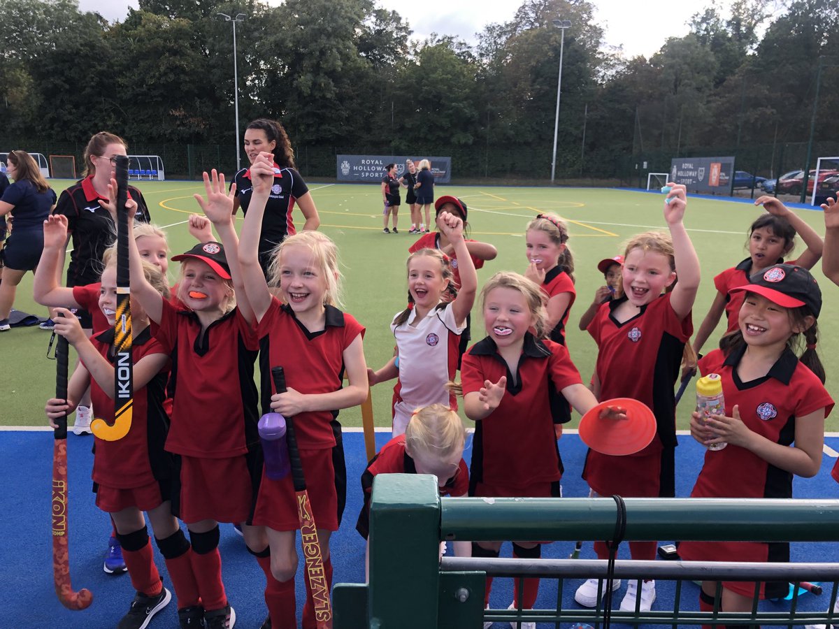 BGS_SportDpt's tweet photo. What a fantastic afternoon at Royal Holloway with the Year 3 girls…2 wins and 1 draw! 🏑 #bgs_hockey #allsmiles #firstmatchoftheseason https://t.co/kxO6mtYhgi