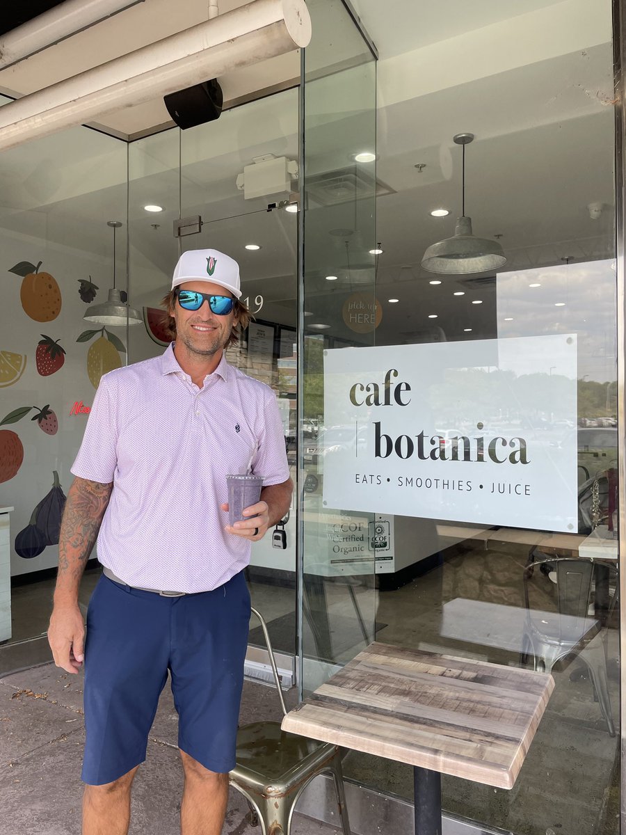 Cafe Botanica tweet media