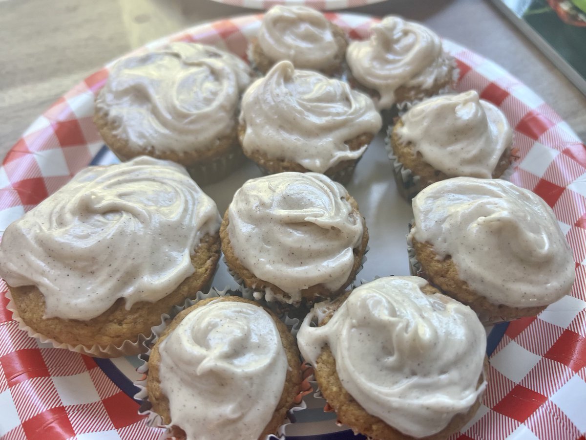 ally_zuzik's tweet photo. Today with Chef Max… delicious pumpkin spice cupcakes! 🎃 We made some modifications (posted in the comments below). Almost all ingredients are from Aldi. https://t.co/vDCrbOGr3s @Allrecipes @AldiUSA #chefmax #bake #kidsbaking #startthemyoung https://t.co/NkKkt0KmOE