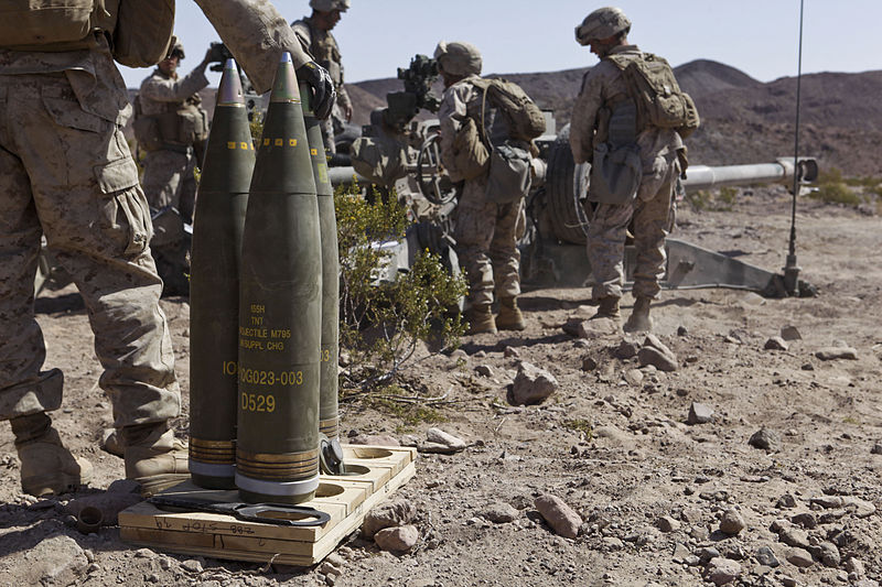 🇺🇸US to Ramp Up Production of 155mm Ammunition.

The United States has announced plans to significantly increase the production of 155mm ammunition. The volume of production is set to rise to an impressive 100,000 units per month.

#US #AmmunitionProduction #155mm #Military