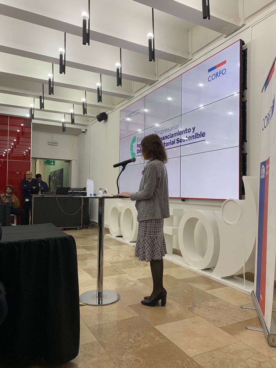 camitsantiago's tweet photo. El 14 de septiembre, en el Salón Rojo de @Corfo, se concretó una ocasión para conocer los programas de innovación, financiación y desarrollo sostenible para las empresas en Chile.

Un encuentro divulgativo para cimentar una sinergía entre Italia y Chile.
#CAMIT #corfo #italia https://t.co/4Pa7xTEzmY