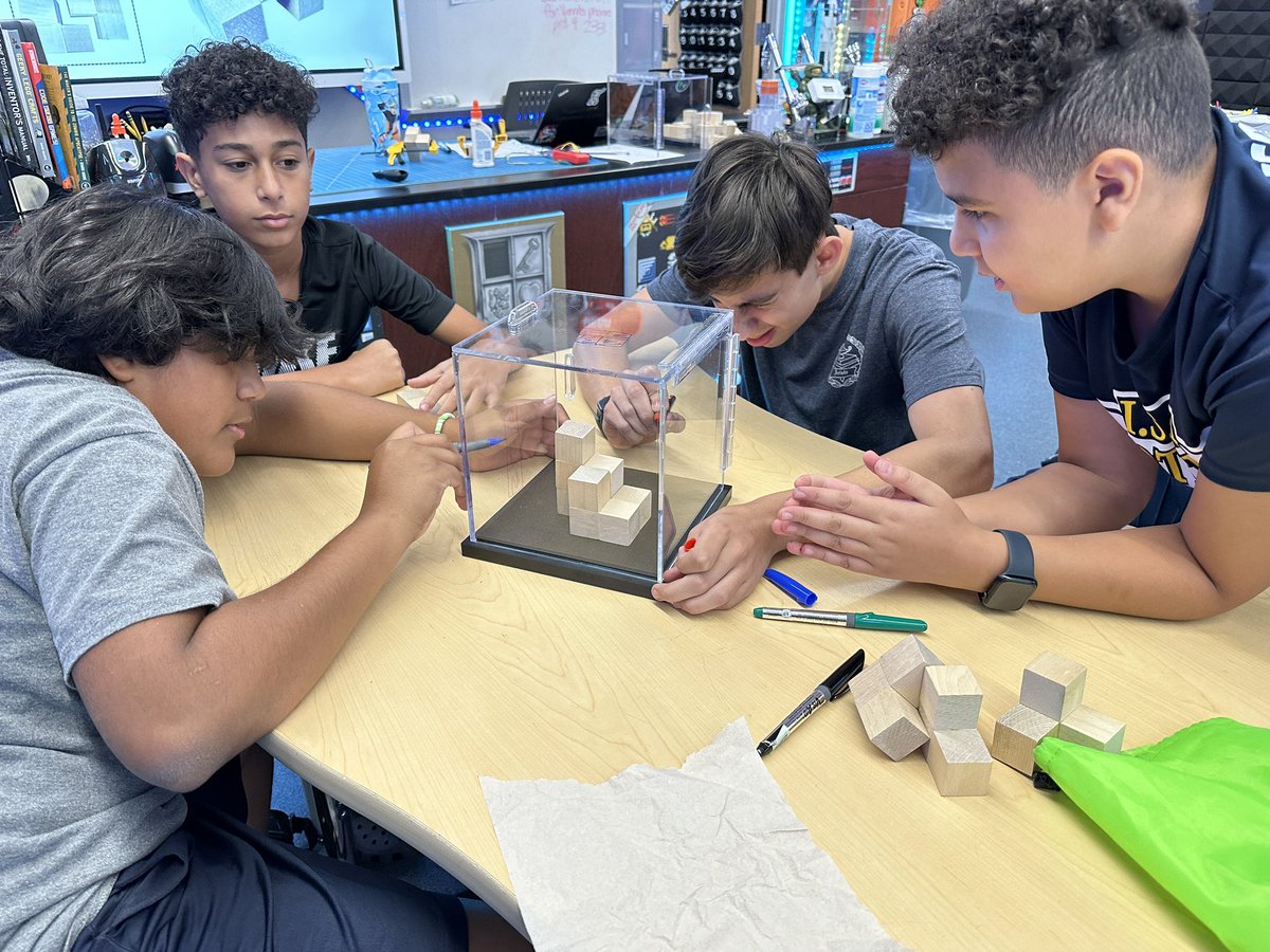 Mr. Russo tweet media