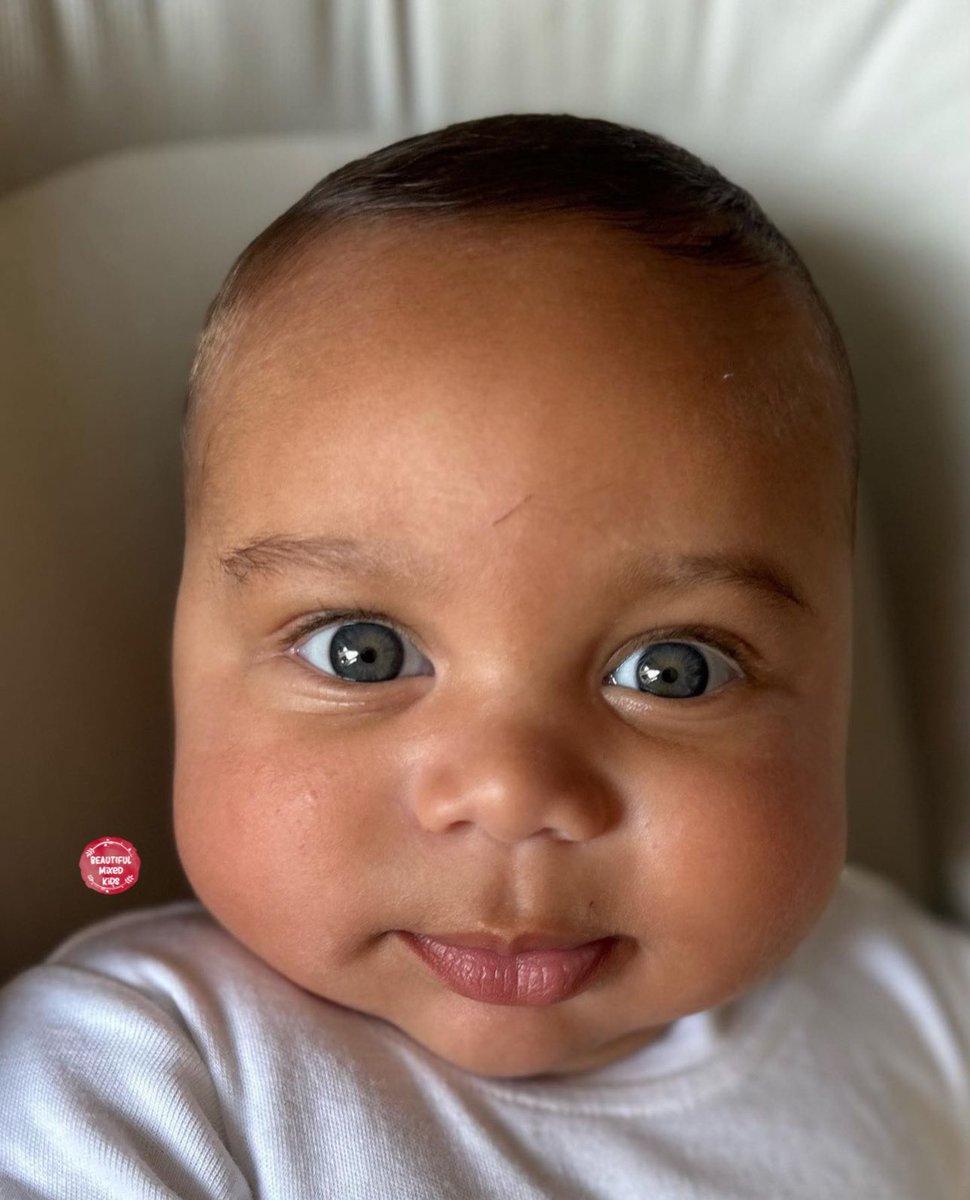 Romeo Roy - White British & Jamaican ♥️

instagram.com/p/CxORgcxAZwr/

#Baby #Babies #BabyFever #BabyLove #KardashianKids #BabyCrush #BeautifulBabies  #GorgeousBabies #MixedBabies #Peace #Unity #BabiesFashion #LoveSeesNoColor #WeAreMixed #Adorable #Gorgeous #ColorBlind