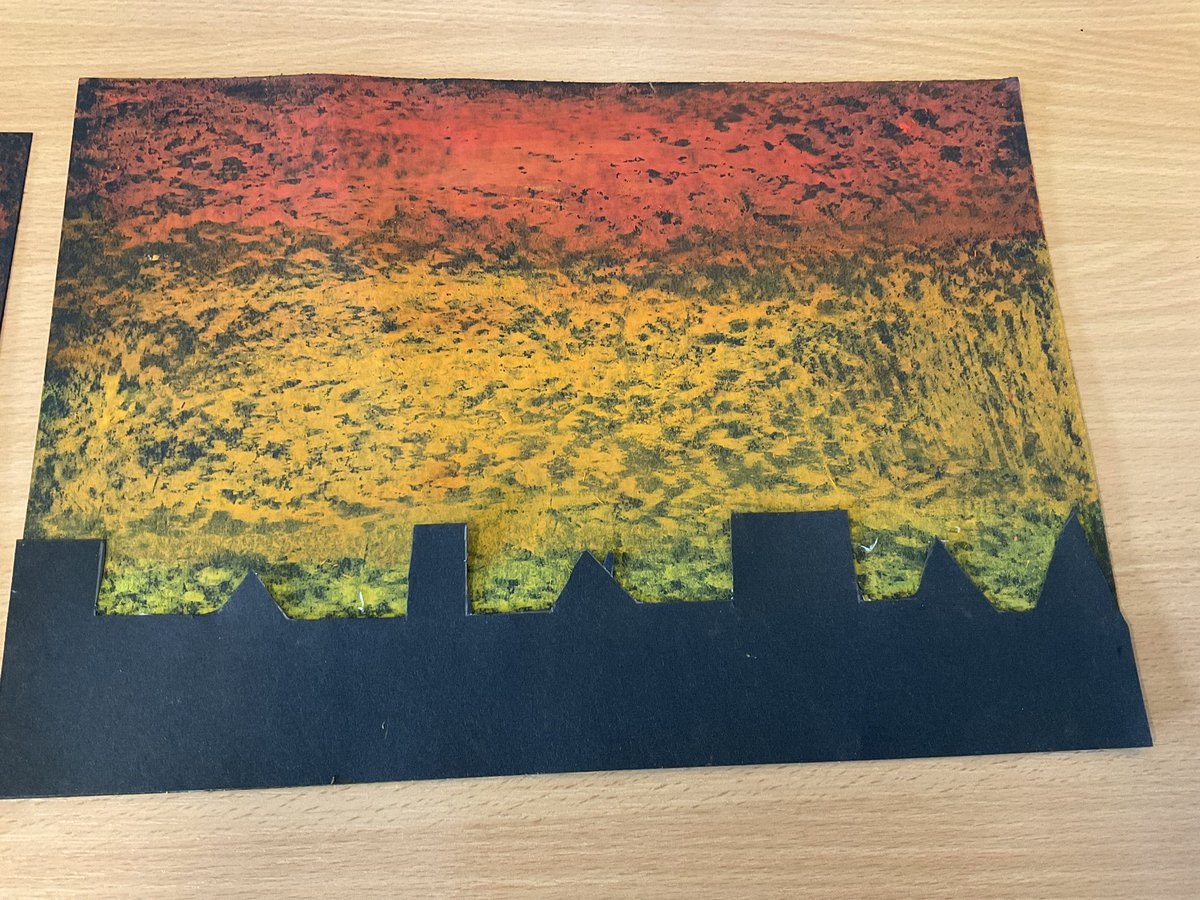 This afternoon, we kicked off our 20th Century Britain topic with some Blitz themed artwork. We envisioned what the night sky might look like before creating a silhouetted skyline