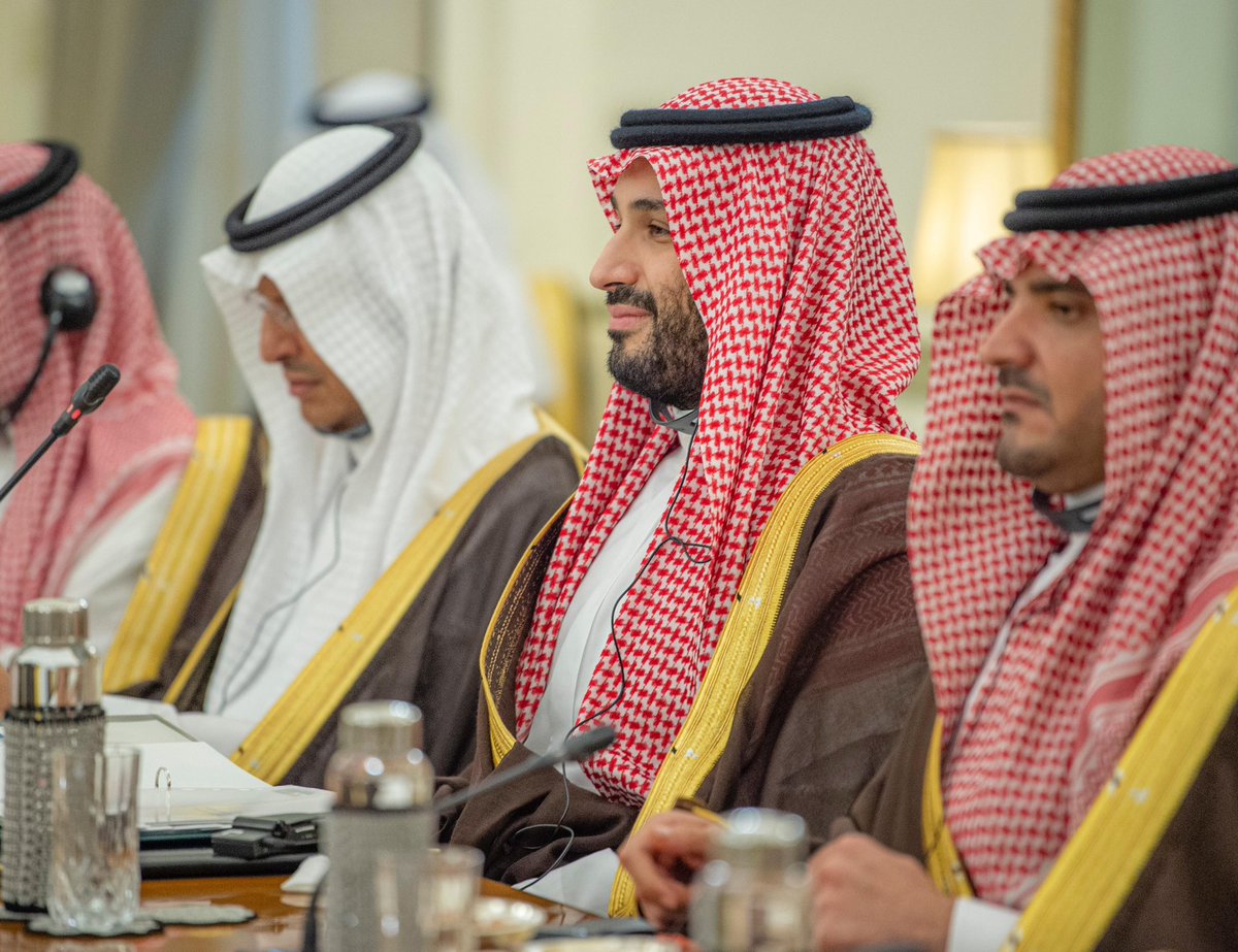 دافعوا عن وطنكم وعن قيادتكم ال سعود بكل ما ،أوتيتم من قوه،الوطن وولاة الامر لهم حقوق علينا ومن ضمنها الدفاع عنهم ،نسأل الله ان يحفظ هذا الوطن وحكامه وشعبه ،وان يديم علينا نعمة الامن والامان والازدهار .💚
#نجران_الان
#قبيلة_ابناء_يافع
#المملكة_العربية_السعودية