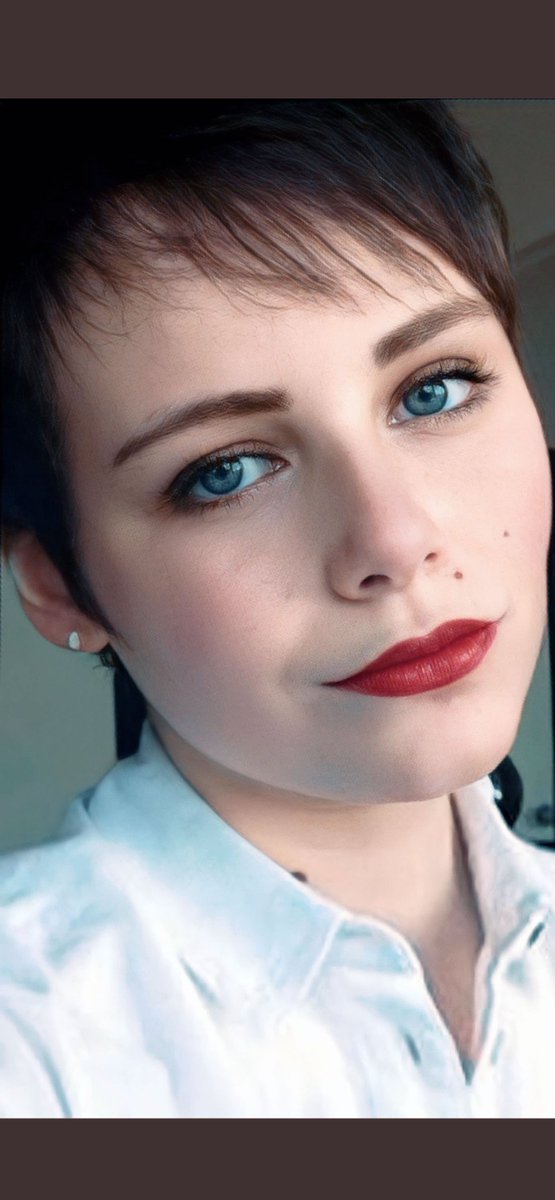 I was Charlotte
I was born in Brighton on 18th Feb 1997
I loved handbags &amp; fashion
I was looking forward to having a career
I was looking forward to getting married &amp; having children
I was looking forward to a long &amp; happy retirement
But none of that ever happened that’s why I