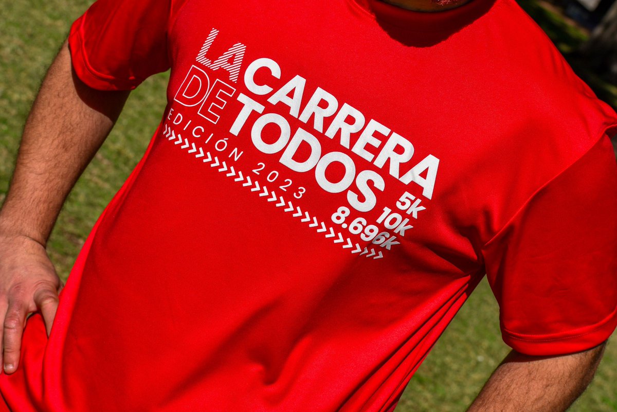 El lunes comienza el retiro de kits para #LaCarreraDeTodos en los dos puntos de Montevideo y el miércoles estarán en los más de 40 puntos de retiro de todo el país. ¿Ya te inscribiste? ¡Se viene! Inscripciones en bit.ly/LaCarreraDeTod…