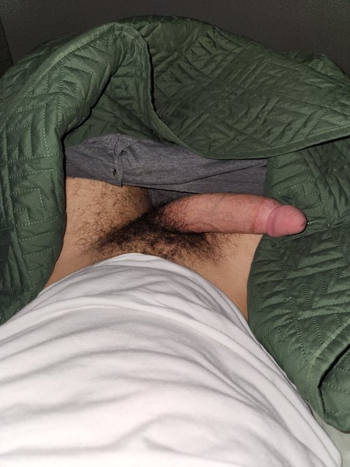 Leave me some nice messages to read when I get home from work https://t.co/TdHdfXepHV