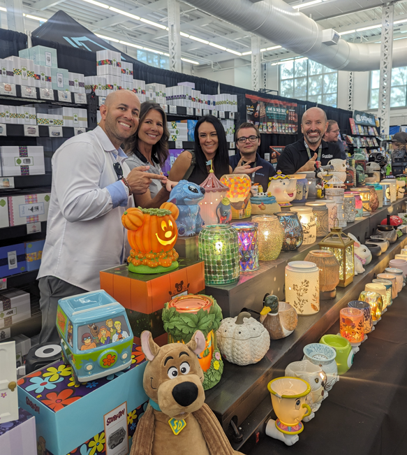 MclellandTj's tweet image. "Step into Scentsy's aromatic wonderland at the Utah State Fair! 🌸✨ Experience the delightful fragrances that will tickle your senses. It smells so good, you won't want to leave! 🎪🌟 #UtahStateFair #ScentsyMagic #FragranceHeaven"