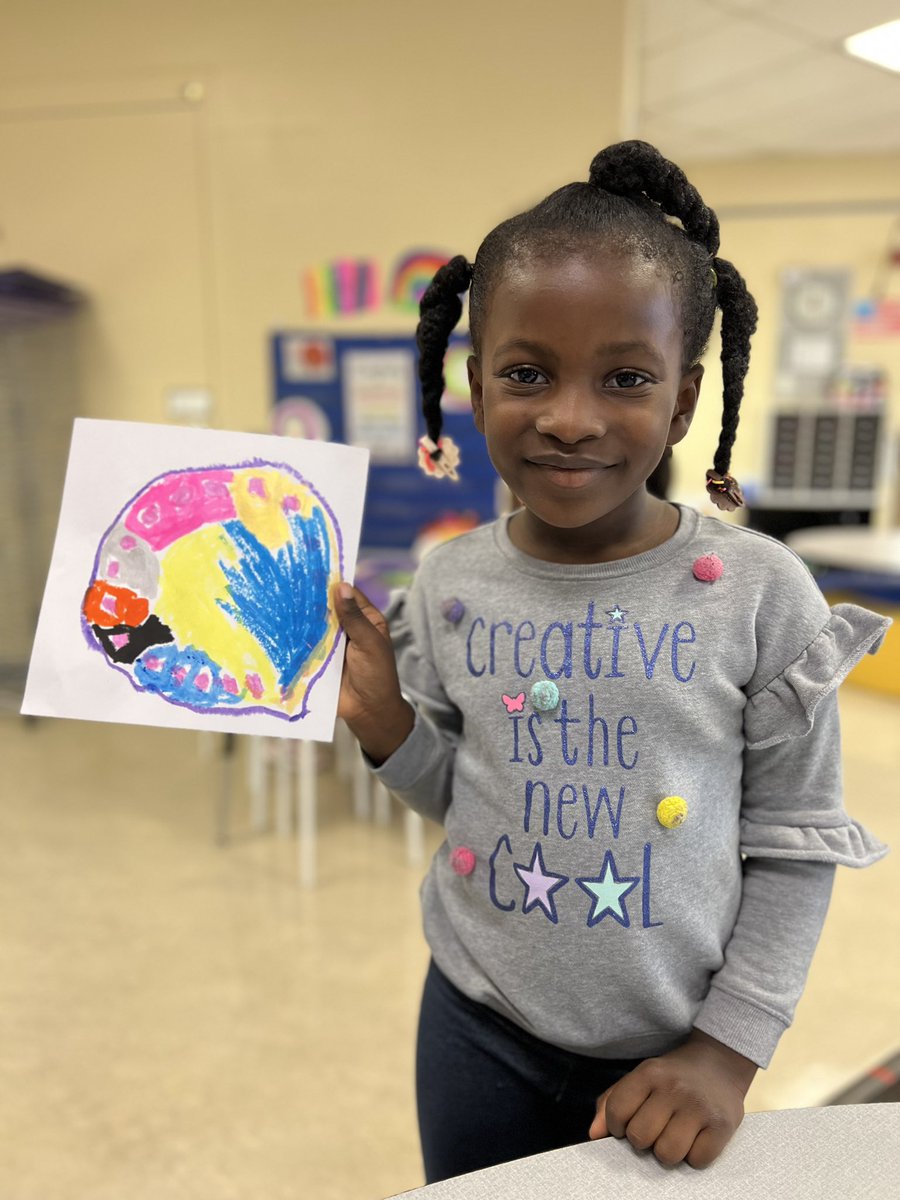 bviewfulldayK's tweet photo. Making our mark today and every day in K! ✨🌎 Dot Day 2023 @peterhreynolds @wcsdistrict @BluffsviewArt @BluffsviewElem #itsworthit #dotday https://t.co/rfXTRCSoKB