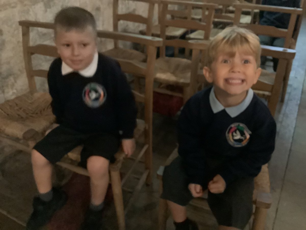 ClassPolarBears's tweet image. Thank you to all who attended our welcome service yesterday. The Polar Bears were invited to stay and look around our beautiful church. We couldn’t believe the wonders that we found!