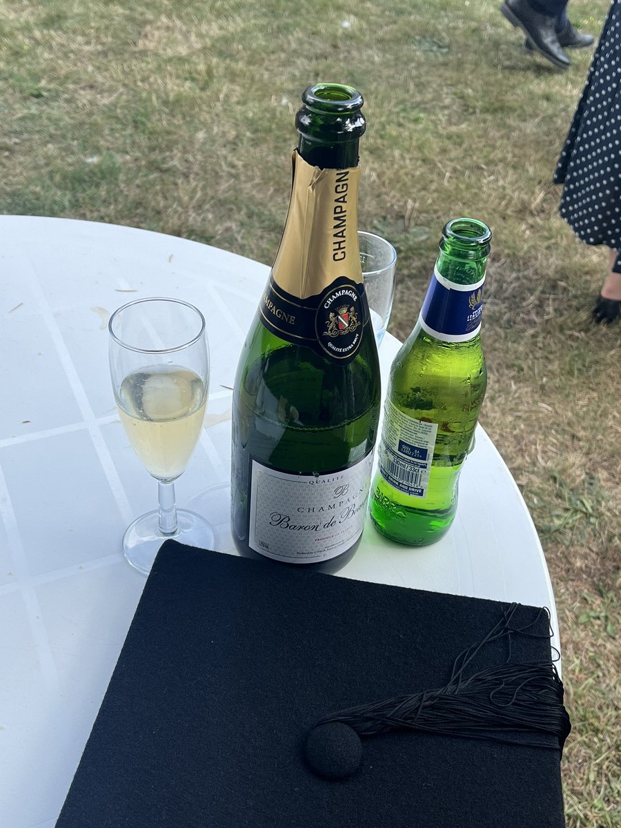 Emgilbert tweet media