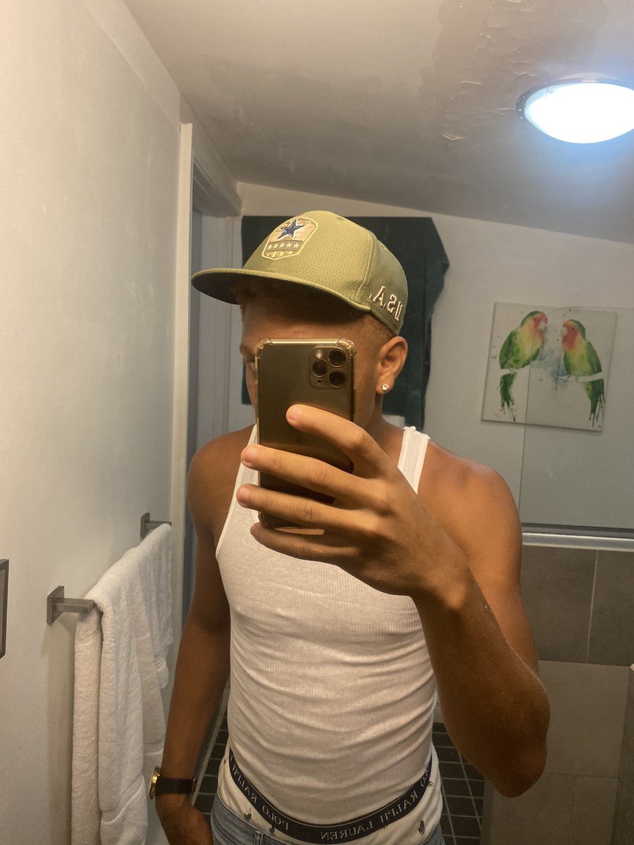 renniebourne_'s tweet photo. 👊🏽 https://t.co/B0rGtSnn4N