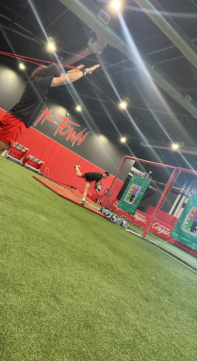 Sean Kenny tweet media