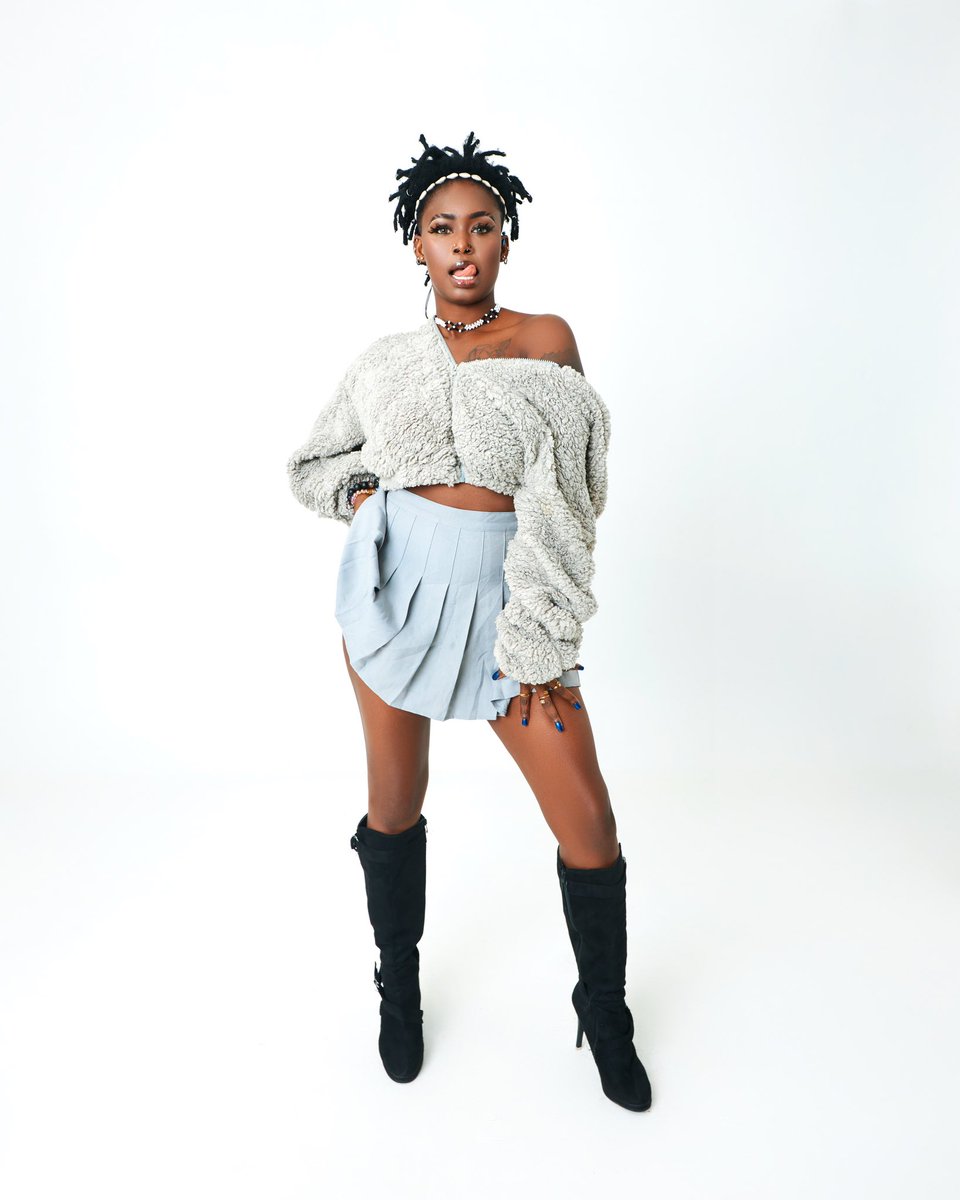 No Time For Fake Love ❌

New music 🎵 soon🔥🔥
#FakeLove 💔
.
.
.
.
.