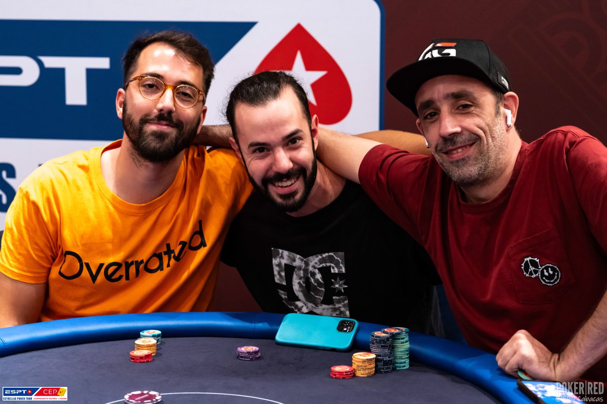 poker_red's tweet photo. #CEPMalaga | Mario Castro y "Egurre" parecían muy amigos... ¡Hasta ahora!

Nivel 6 
Ciegas 250/500  
Ante 500 
145/217 jugadores

@CEP_Poker
@PokerStarsSpain
#YoSoyCEP

https://t.co/bwiLcn5NPk https://t.co/z5ua6EWoiX