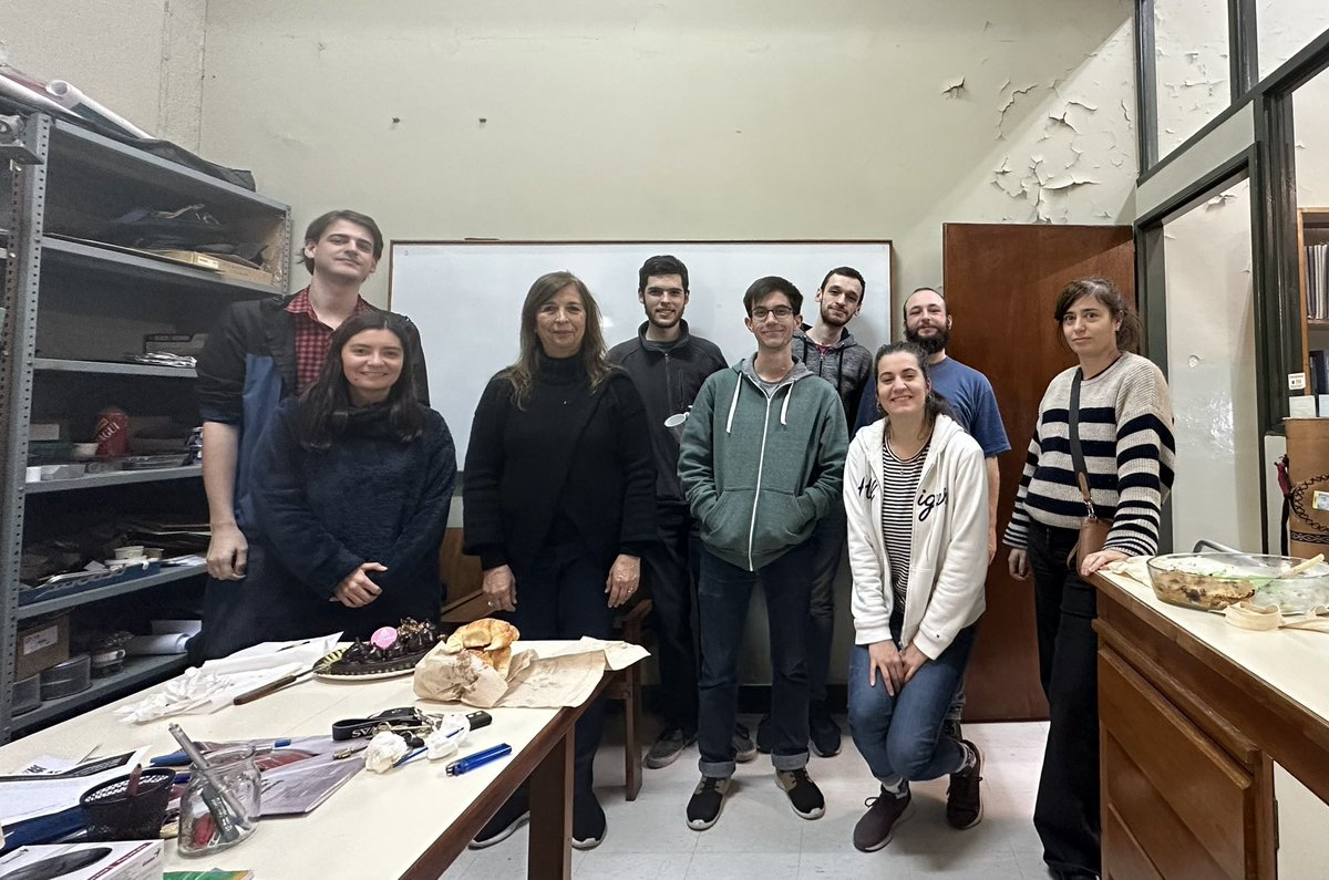 MAs cumpleaños! ( y buen somos muchos!) feliz cumple silvia y cami!