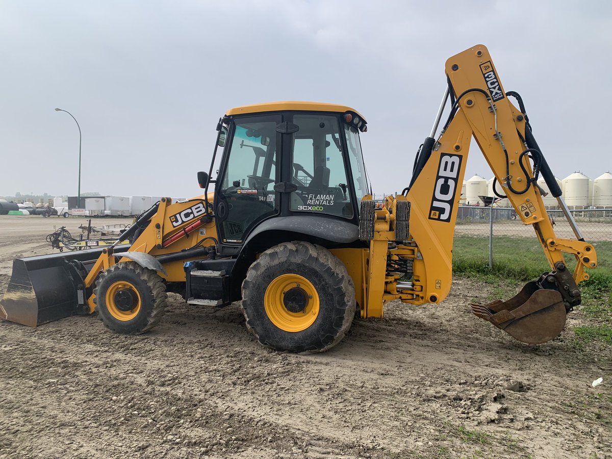 2018 JCB 3CX $95000. FOB Flaman Moosomin