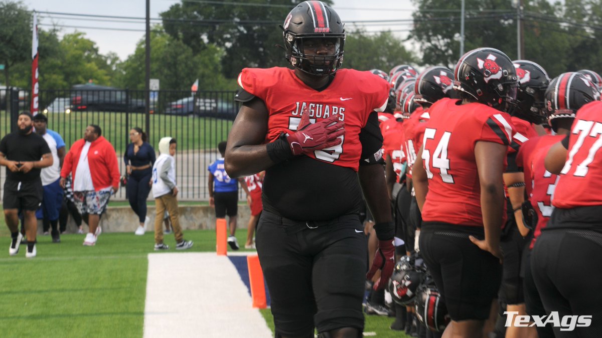 Standout 2025 OL Lamont Rogers has a few visits on his mind and he would like to visit College Station. Plus a few notes on a few more notes on some intriguing underclassmen at Mesquite Horn (Premium) #GigEm texags.com/forums/25/topi…