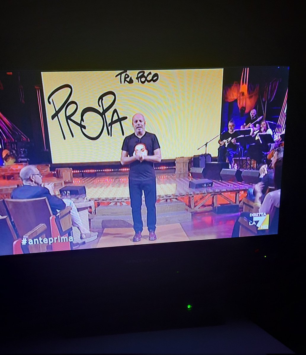 Ci siamo!! #propagandalive <a href="/welikeduel/">Propaganda Live</a>