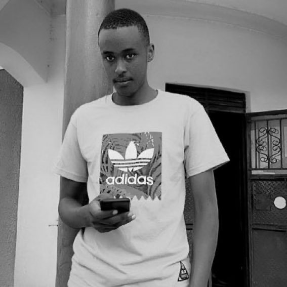 AggreyOtafiire's tweet photo. Iam here to say that i love God that makes my life easy every day🤲🤲🤲🤲🤲 https://t.co/JGAowSPKAG