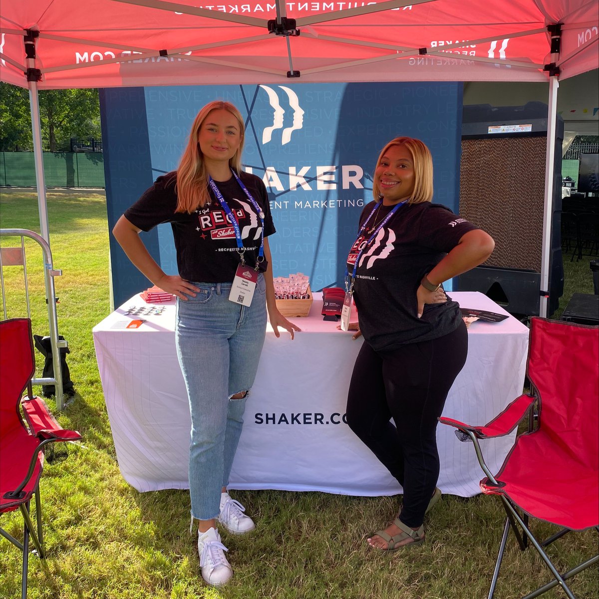 Shaker_Ad's tweet image. We&apos;ve had the best time getting ✨REC&apos;d✨ with the TA community at #RecFestUSA. What was your favorite part? Comment below! ⬇️ #ShakerRM #RecFest2023 #TalentAcquisition #RecruitmentMarketing