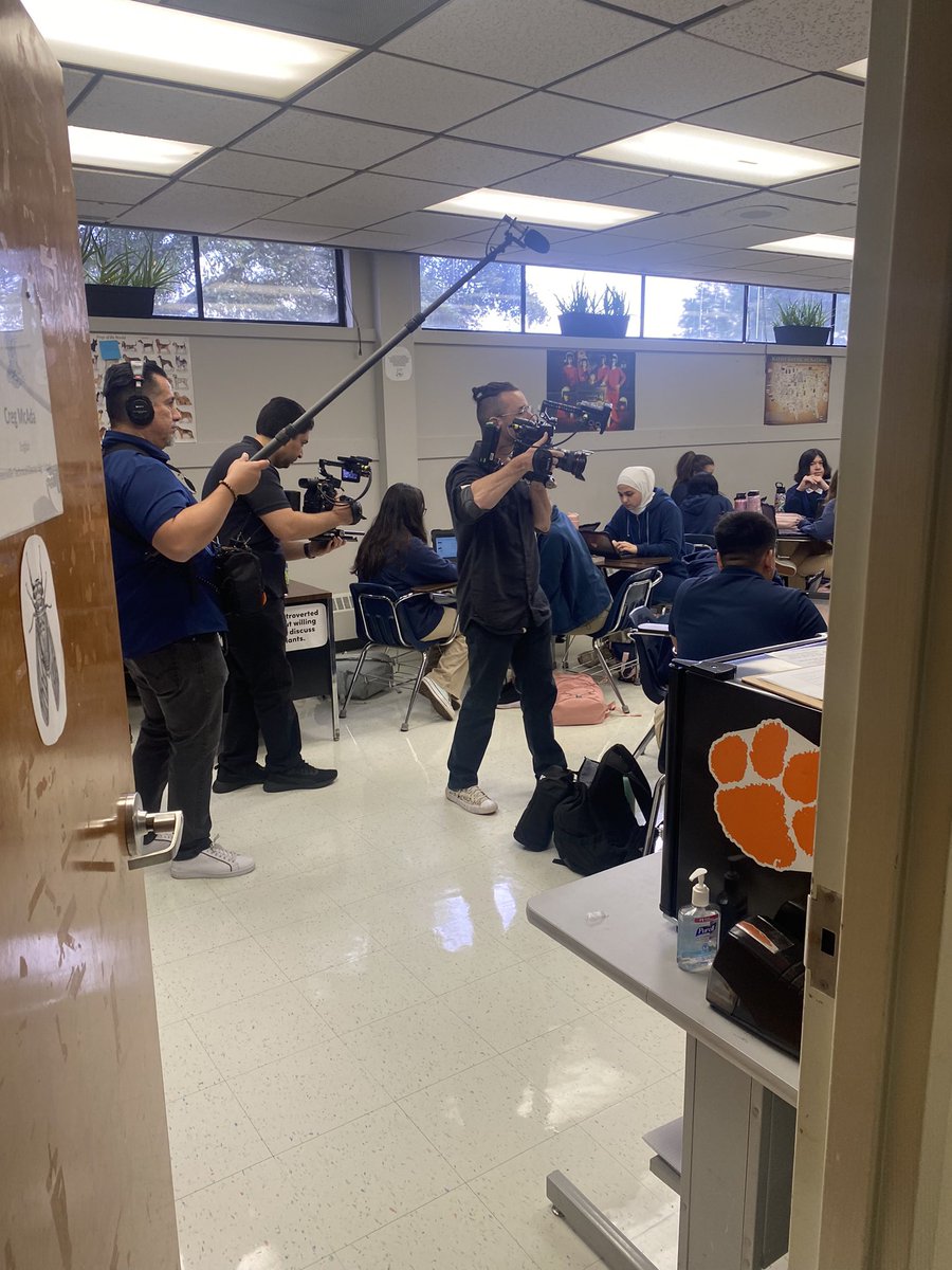 clairesmurray's tweet photo. @MaryNellAnthony, thank you for sharing your expertise and for helping us tell the story of #SCPLN @NIETteach. Exemplary leaders grow exemplary future leaders @GTCHSBarton. I’ll gladly stop by anytime for a selfie! #SCTop10 https://t.co/sxPIErDqcu