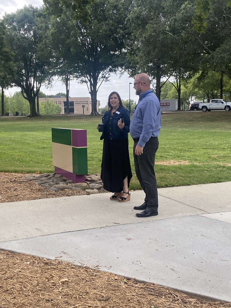 clairesmurray's tweet photo. @MaryNellAnthony, thank you for sharing your expertise and for helping us tell the story of #SCPLN @NIETteach. Exemplary leaders grow exemplary future leaders @GTCHSBarton. I’ll gladly stop by anytime for a selfie! #SCTop10 https://t.co/sxPIErDqcu