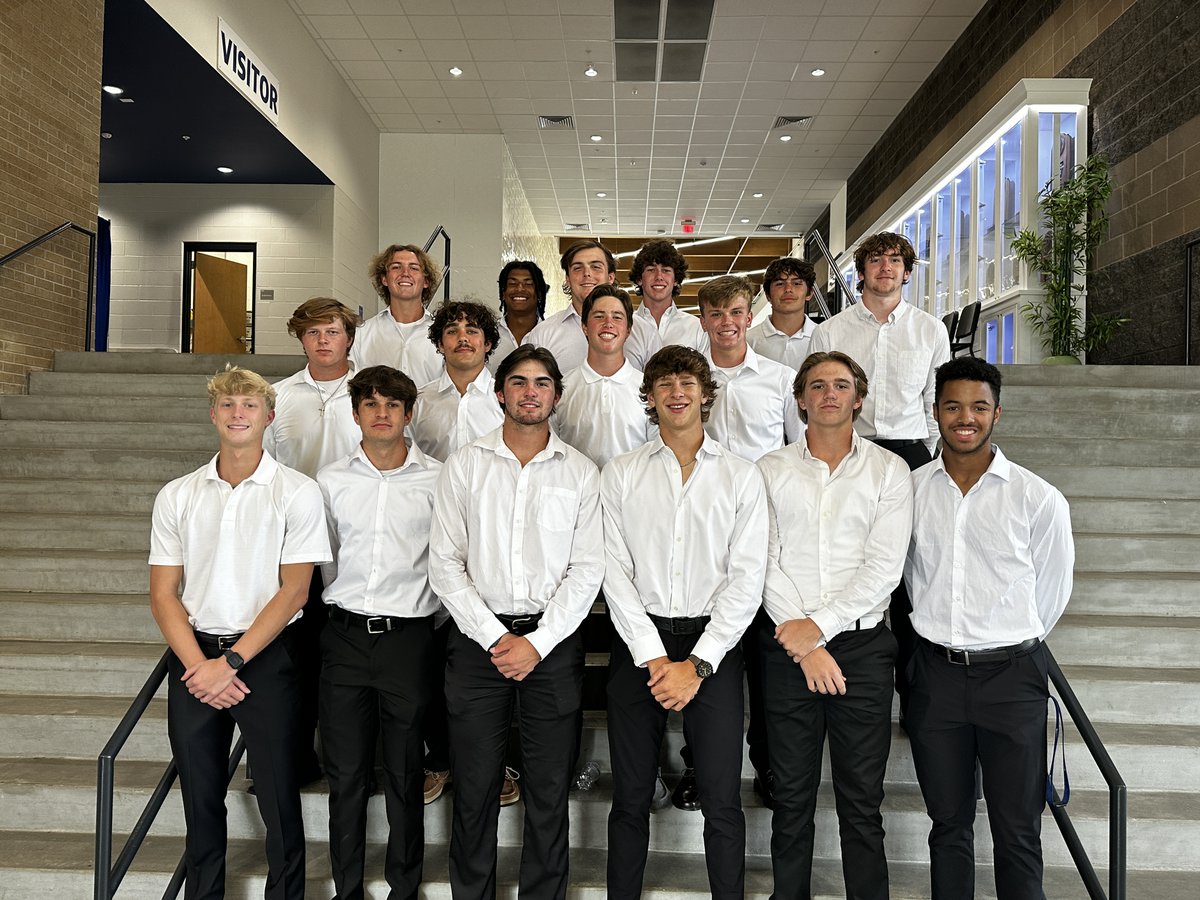 BryantSchools's tweet photo. Bryant Public Schools hosted the Greater Bryant Chamber of Commerce Banquet. It was great to have our local community members on campus as they enjoyed connecting with one another! Thank you to the Hornet Baseball team for serving our guests.  #BryantProud https://t.co/GLVRa8nKGR