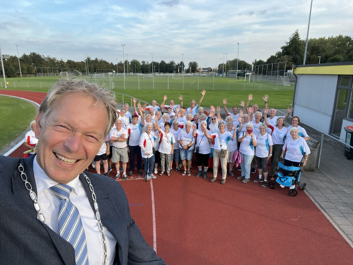 Burgemeester Röell tweet media