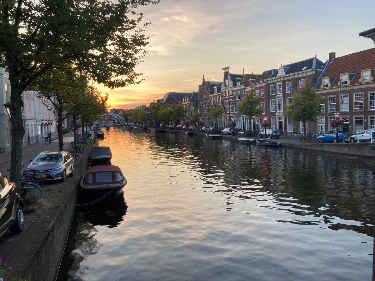 Had a wonderful time presenting our work on elongation counter-silencing of H-NS filaments at the #BioPhyChrom2023 workshop in the Netherlands. Great science, new friends, and a lot of learning!!