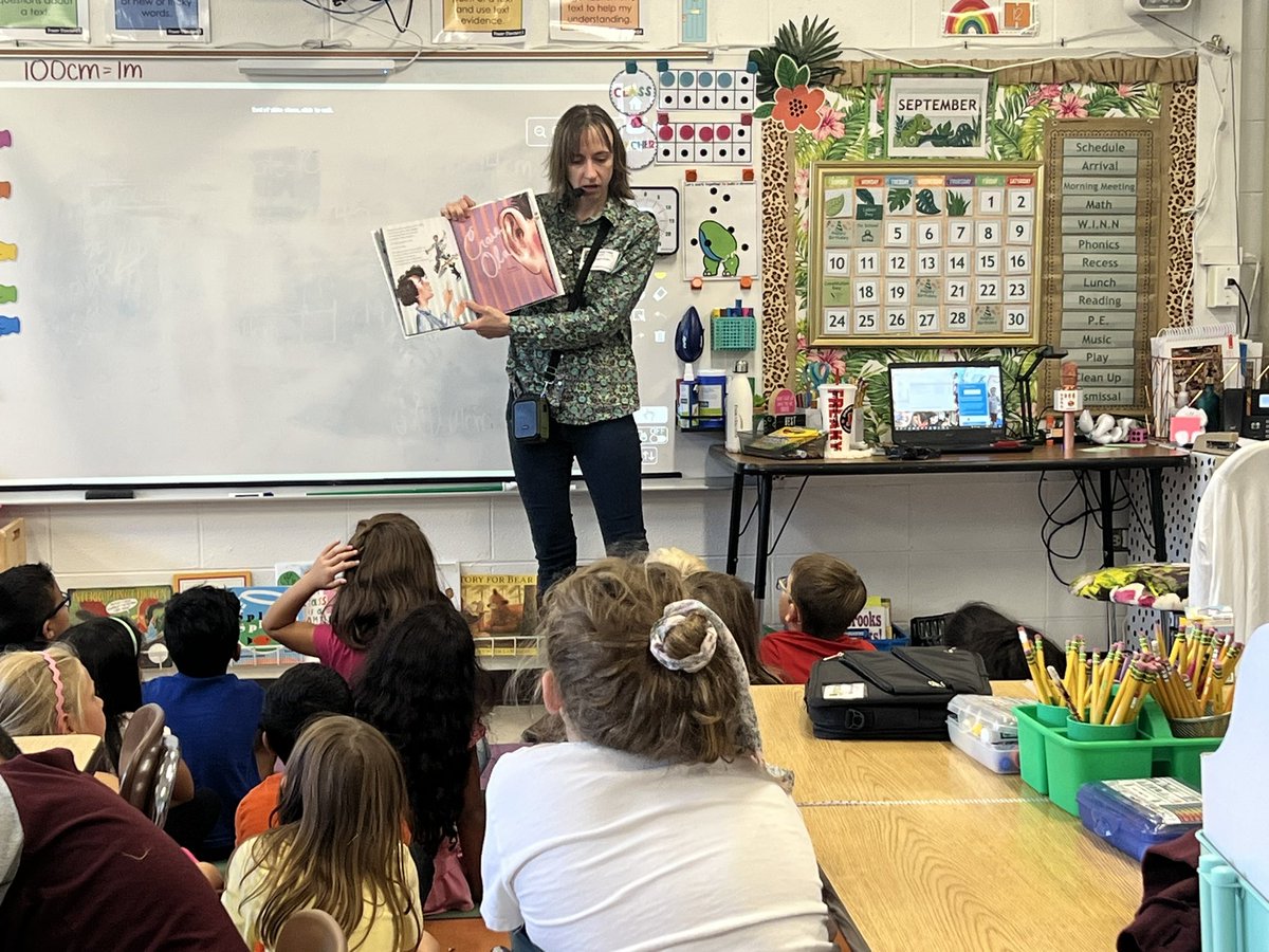 Great visit from the <a href="/MPPLib/">Mount Prospect Public Library</a> 📚 We loved learning about illustrated nonfiction books! So glad <a href="/htrudellteacher/">Miss Trudell</a> ‘s class could join us! Can’t wait to read 📖 #rtsd26lifeready #iginspires