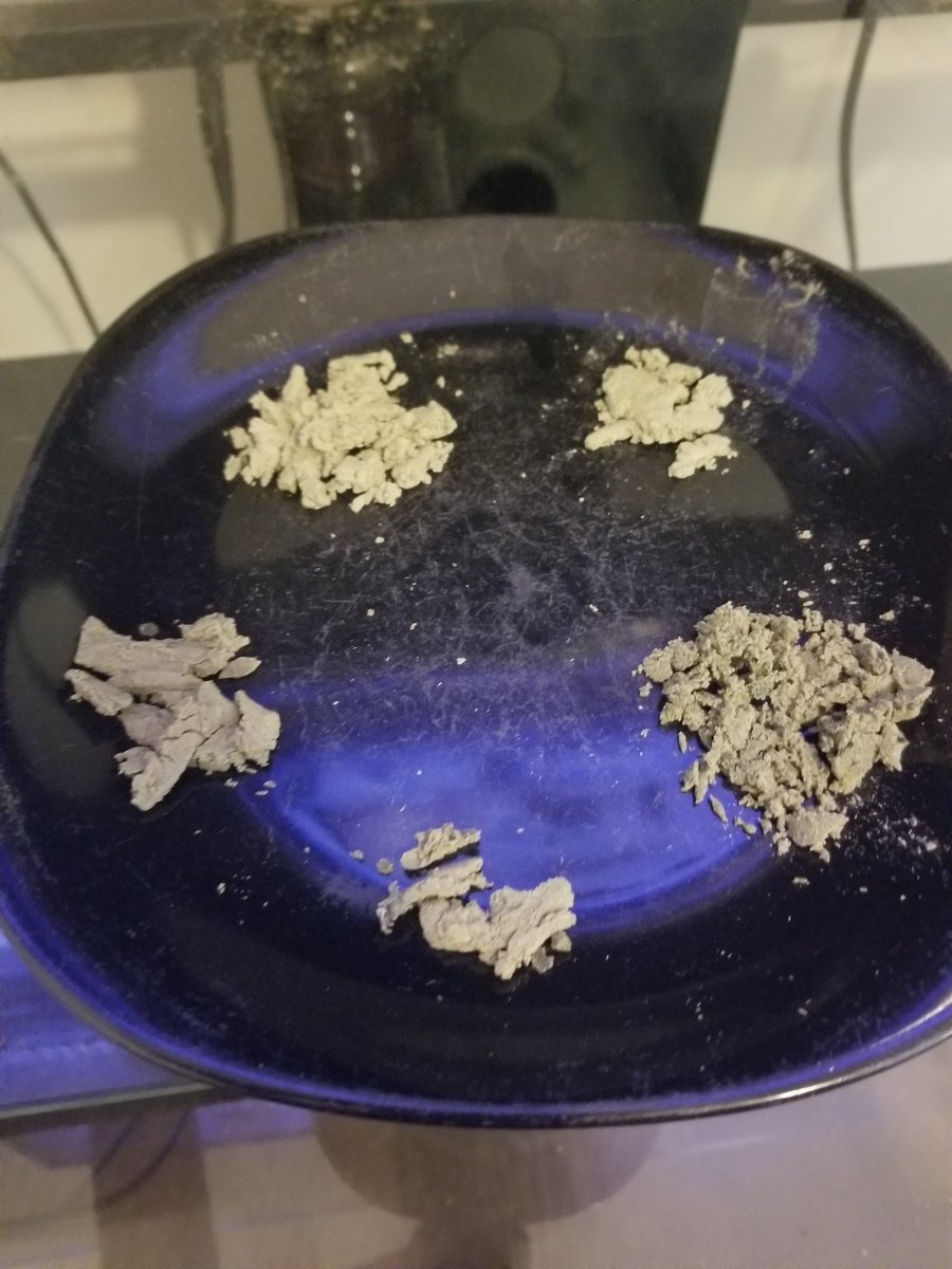 RBGWeed705's tweet photo. Freshly made bubble hash https://t.co/hh58KIJMIr
