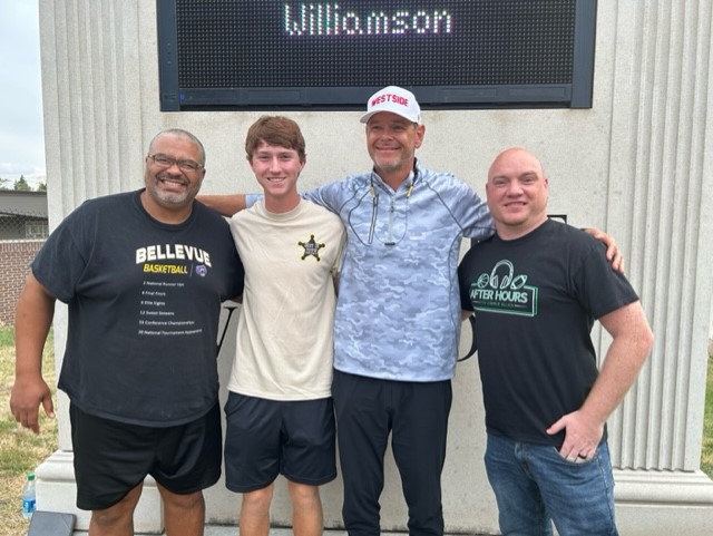 AfterHours1620's tweet image. It&apos;s @Westside66 Warrior night at Phelps!

6:15 @HoopsWestside HC @jimsimons1 
6:30 @CarlyBea3 reps @CheerWestside &amp;amp; @westside_golf 
6:45 @jhellman7 head man of @westside_golf 
7:00 Chris Whittle of @westside_golf 
7:15 Asnt AD Brad Meltzer
7:30 @andyrider89 of @SwimWestside66