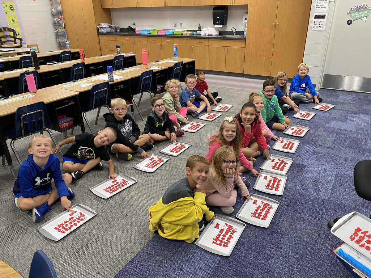 Using magnetic letters for our word chains. <a href="/SCElemSchool/">Shell Creek</a> #lakeviewvikes