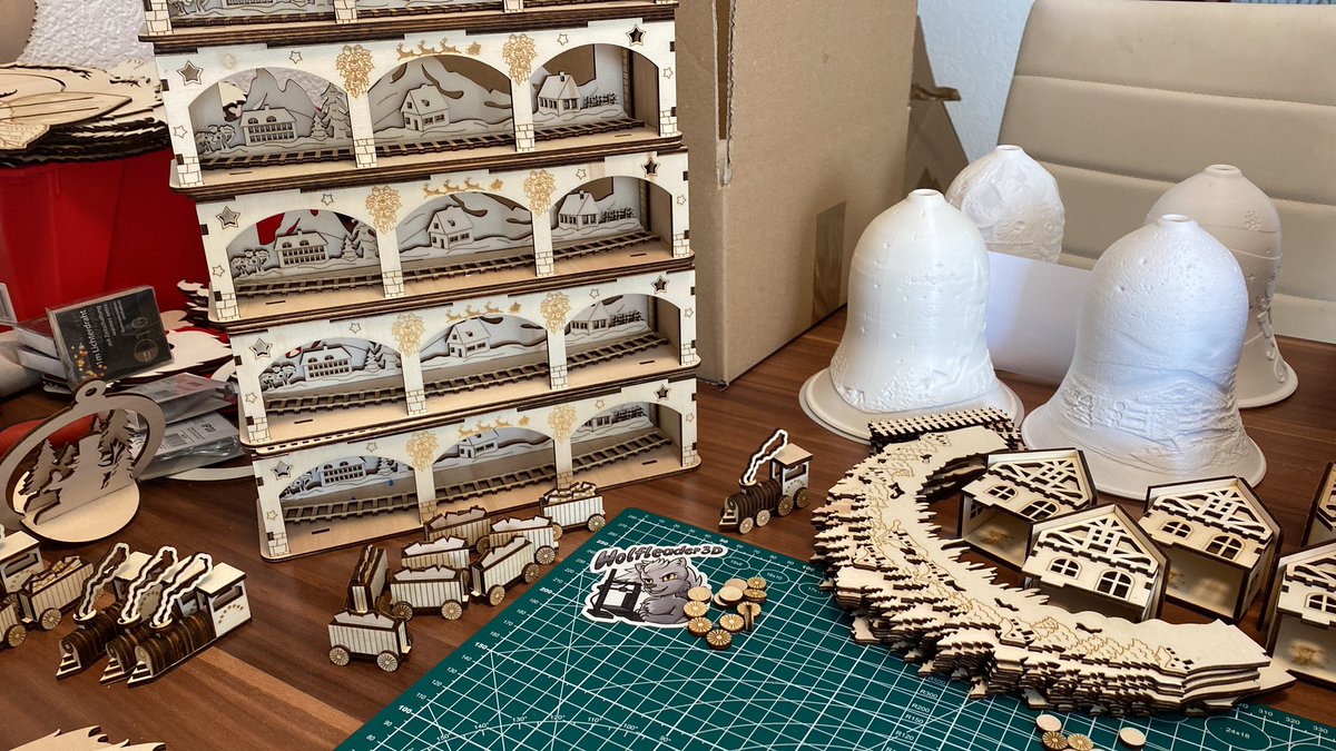 WolfleaderTV's tweet photo. Es wird wieder Wild zu Weihnachten. Dieses Jahr gibt es einige neue Basteleien aus Holz sowie 3D Druck 😎 https://t.co/5B8JSHax9u