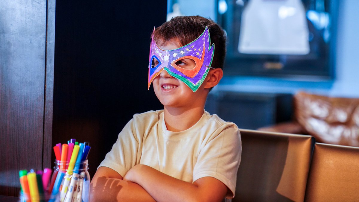 PhilaUnion's tweet photo. Our #Fearless43 and their families enjoyed a Superhero themed night filled with games &amp; activities!

Each family was also gifted a $500 grant to enroll their child in a therapy of their choice from the @kfordfoundation🎗️

📝 https://t.co/eZQY6jc2ue

#DOOP | #KickChildhoodCancer https://t.co/gZ4KHaZiSb