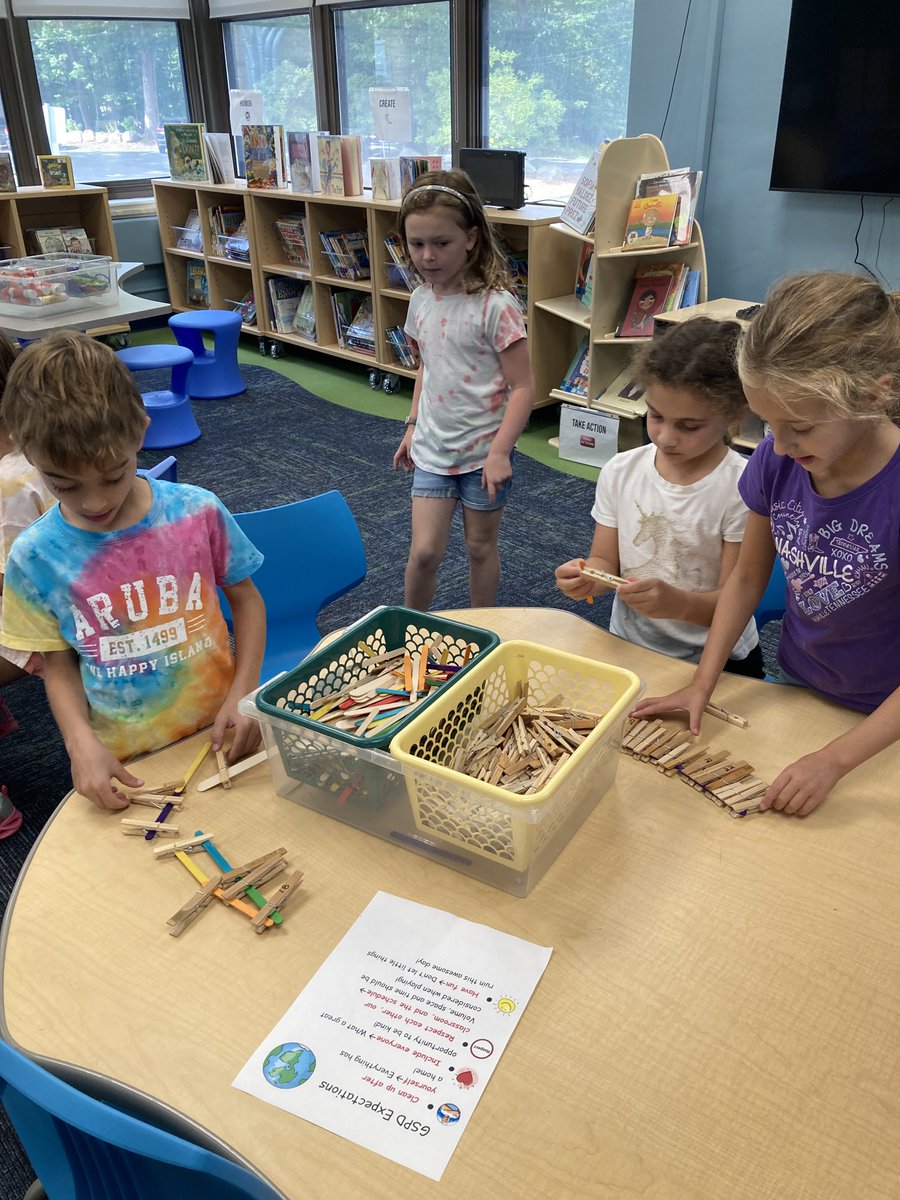 Hubbard Library Media Center tweet media