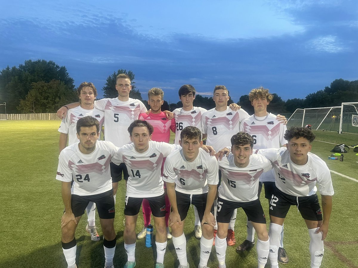 DUMensSoccer's tweet photo. 1️⃣1️⃣ READY ⚽️💥 https://t.co/oP96YA7USp
