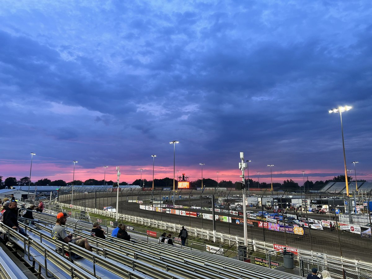 #sexysunset #KnoxvilleRaceway