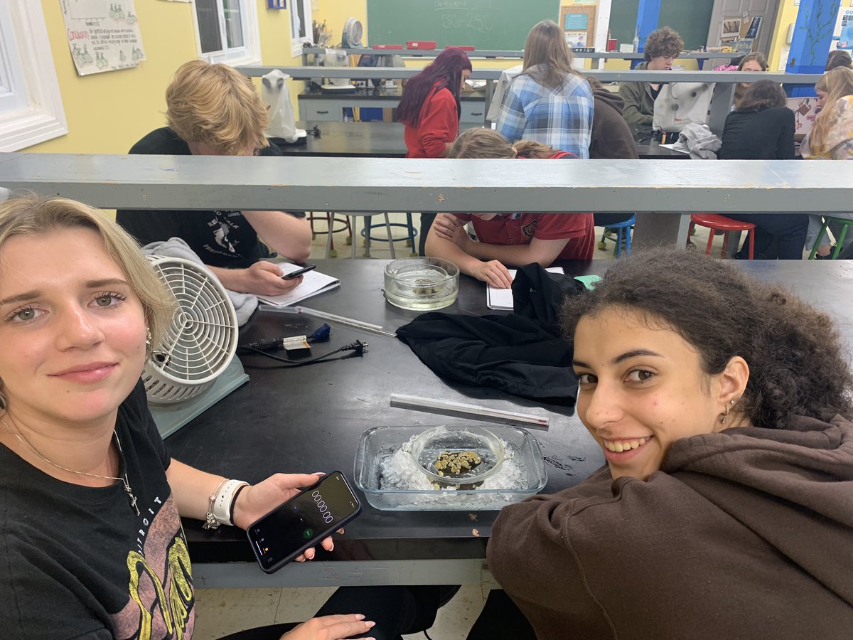 Evening research lecture and barnacle lab at the <a href="/HuntsmanMarine/">Huntsman Marine</a> science centre with students from <a href="/ImmaculataOCSB/">Immaculata High School</a> and <a href="/StMarkOCSB/">St. Mark High School</a>.