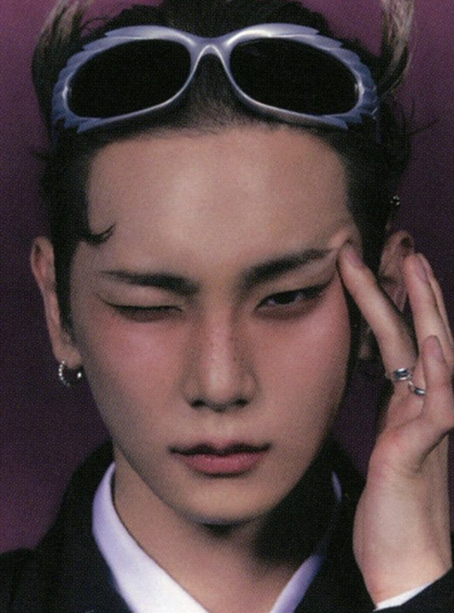 kbmthinker's tweet image. woah