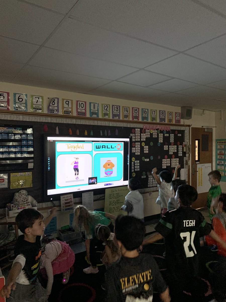 Our students worked so hard this week, so we celebrated at the end of the day with a Fun Friday activity. We enjoyed a Disney “this or that” movement activity where students chose a favorite out of two Disney movies and did the exercise that corresponds with their choice. 🤩