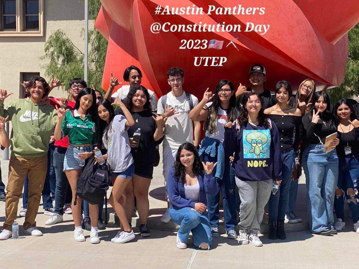 Panther Seniors 🎓learning about the Foundations of Gov.🇺🇸  
GO MINERS!!⛏️⛏️