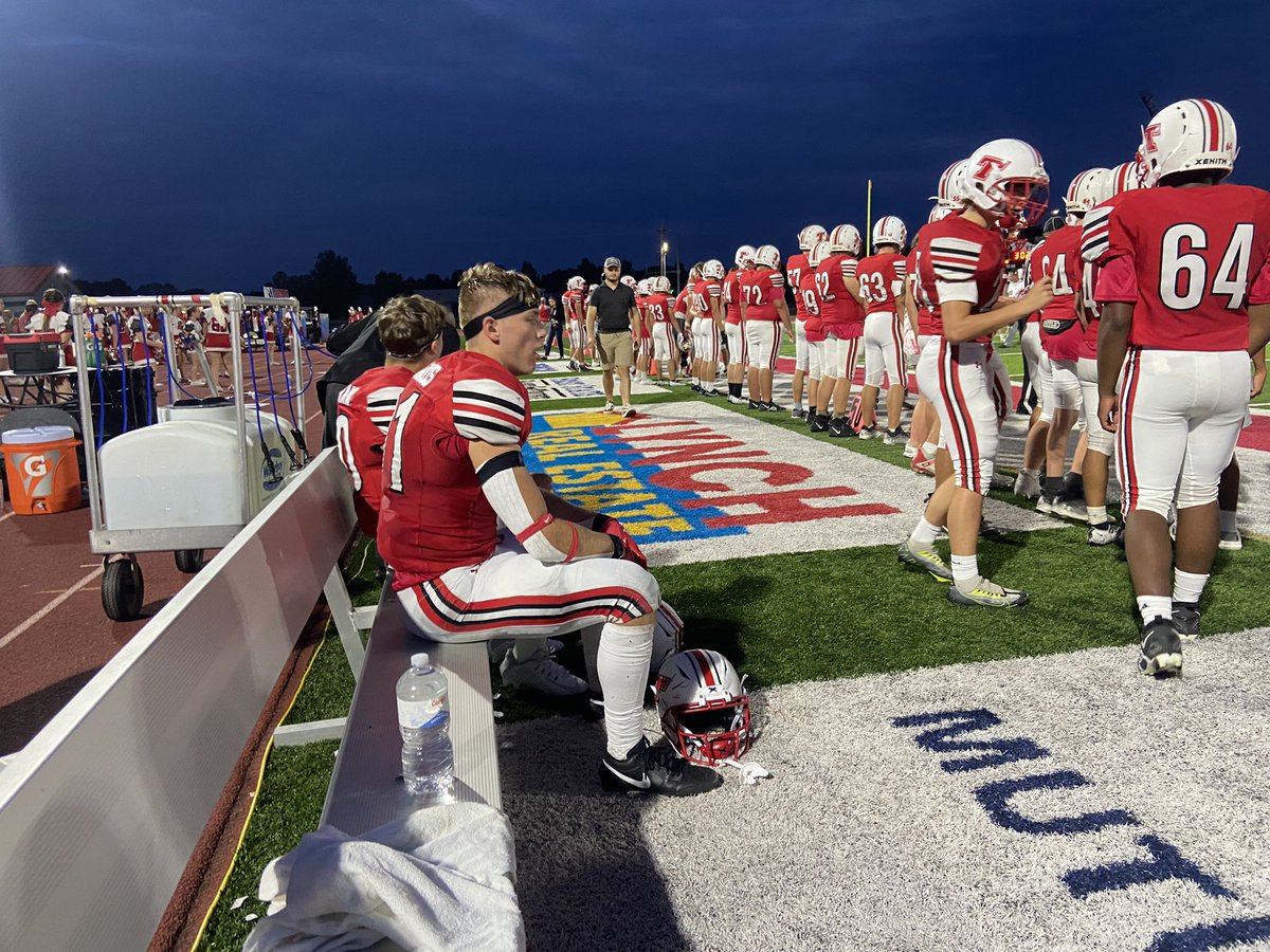 Shawn F. Linenberger (@manatthemirror) on Twitter photo #MirrorSports update: <a href="/TongieHigh/">Tonganoxie High School</a> 🏈 21 | 14 Chanute | 3:02 2Q | In advance of fireworks later tonight at the Leavenworth County Fairgrounds, we have some offensive explosions @ Beatty Field. THS quickly answers with 70-yard TD pass from McGraw to Isaiah Holthaus. <a href="/tonganoxie/">Tonganoxie Mirror</a> #MirrorSports update: <a href="/TongieHigh/">Tonganoxie High School</a> 🏈 21 | 14 Chanute | 3:02 2Q | In advance of fireworks later tonight at the Leavenworth County Fairgrounds, we have some offensive explosions @ Beatty Field. THS quickly answers with 70-yard TD pass from McGraw to Isaiah Holthaus. <a href="/tonganoxie/">Tonganoxie Mirror</a>