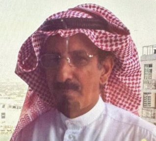 اتذكرك واقول يا خاطري ارض
عند الله جنان الخلود وسعتها

لو كان لي قلب من الفاجعه مرض
ذي سنه الدنيا وذي بوصلتها

مراجلك تبكيك بالطول والعرض
شفها على قبرك تلّد ارقبتها

لا مغضبن ربي ولا تاركن فرض
لكن نفسي حاجتن موجعتها

يا صبرنا وشلون نمشي على الارض
وحنا نعرف ان النشاما تحتها